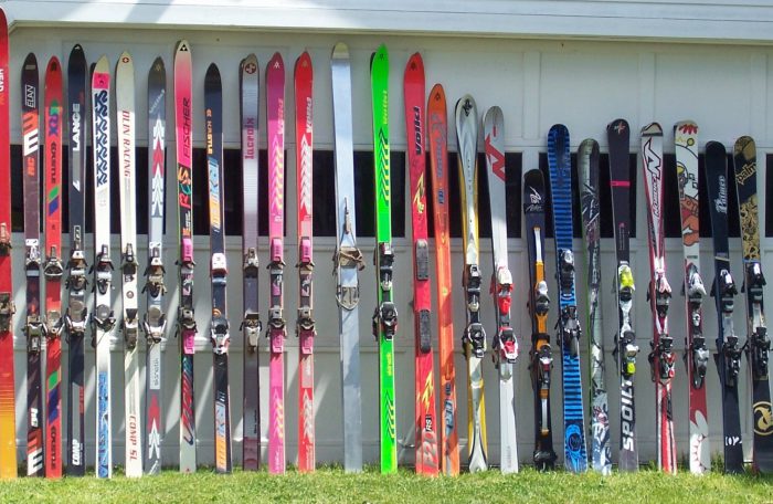 harpoen Leerling gebied Oproep: Nog oude skispullen op zolder? - Voetbalvereniging Gemert