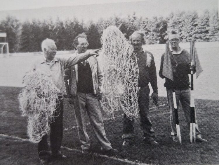 Willy Grassens als terreinknecht
